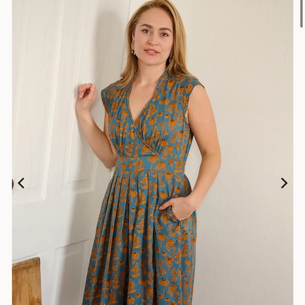 Mata Traders Brown Sleeveless Scoop Neck Midi Dress Never Worn
